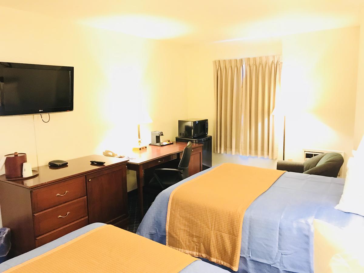 Ba Hotel Red Deer Extérieur photo
