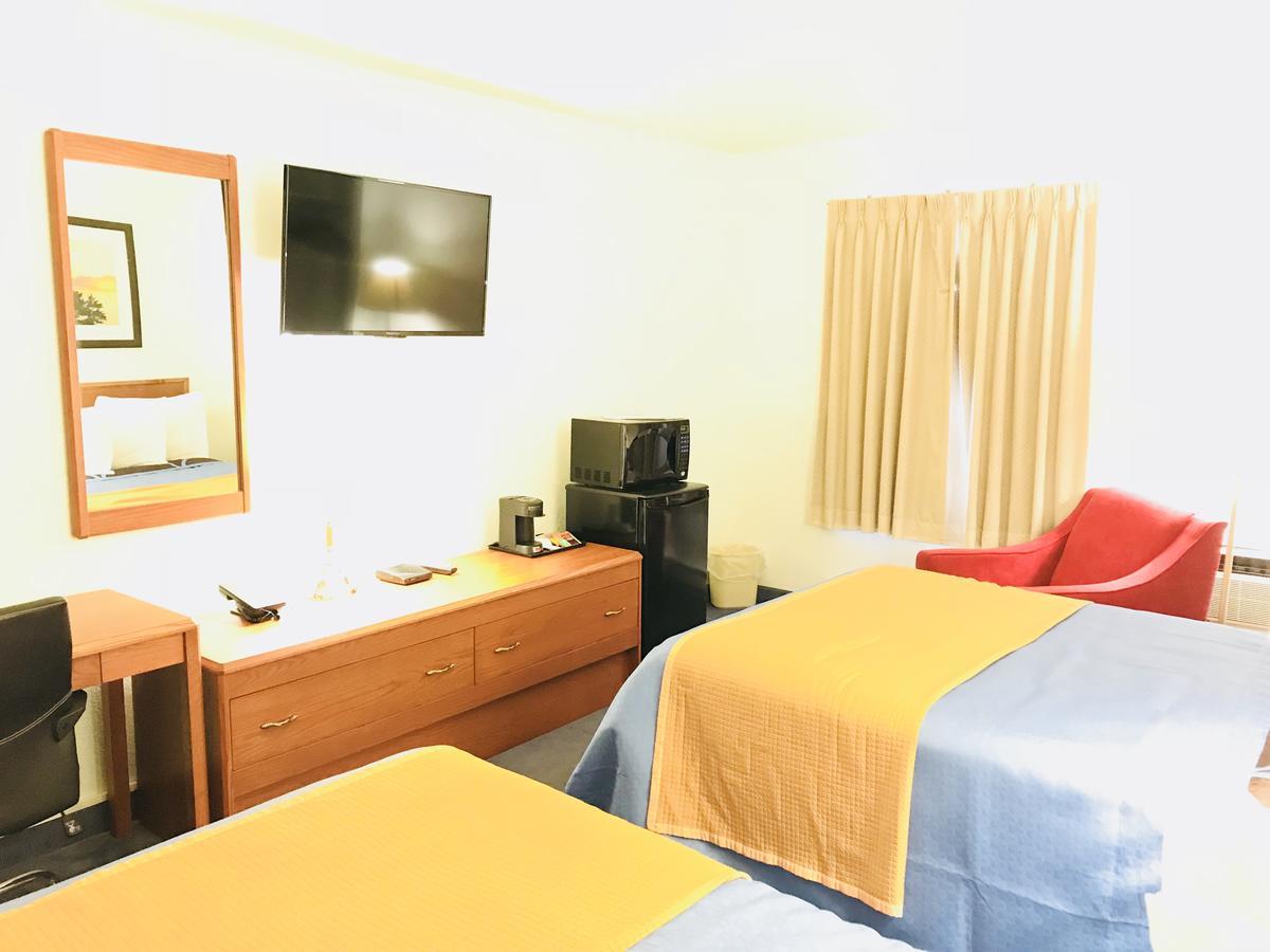 Ba Hotel Red Deer Extérieur photo