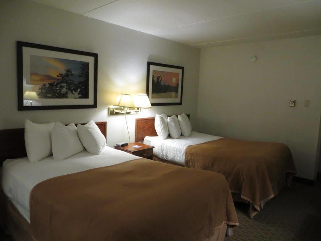 Ba Hotel Red Deer Extérieur photo